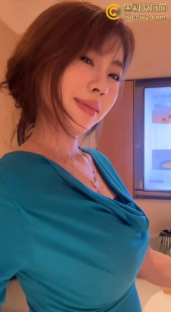 快手抖音网红【嫂子】被灌醉强上！视频流出，欲拒还迎的表情看得人撩人至极！独家爆料！-7