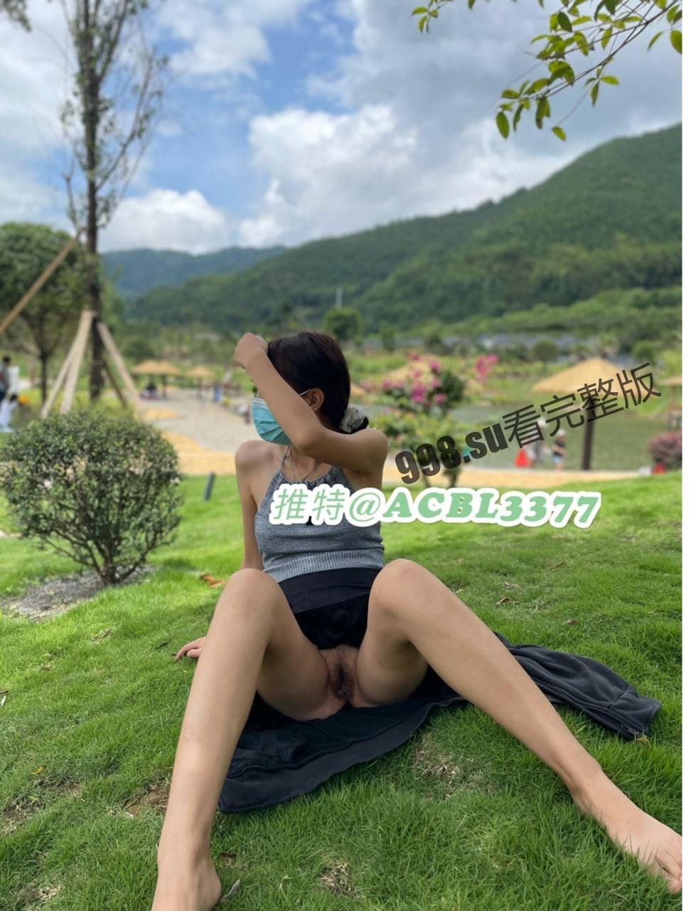 推特网红露出女神爱吃菠萝会员粉丝群福利-6