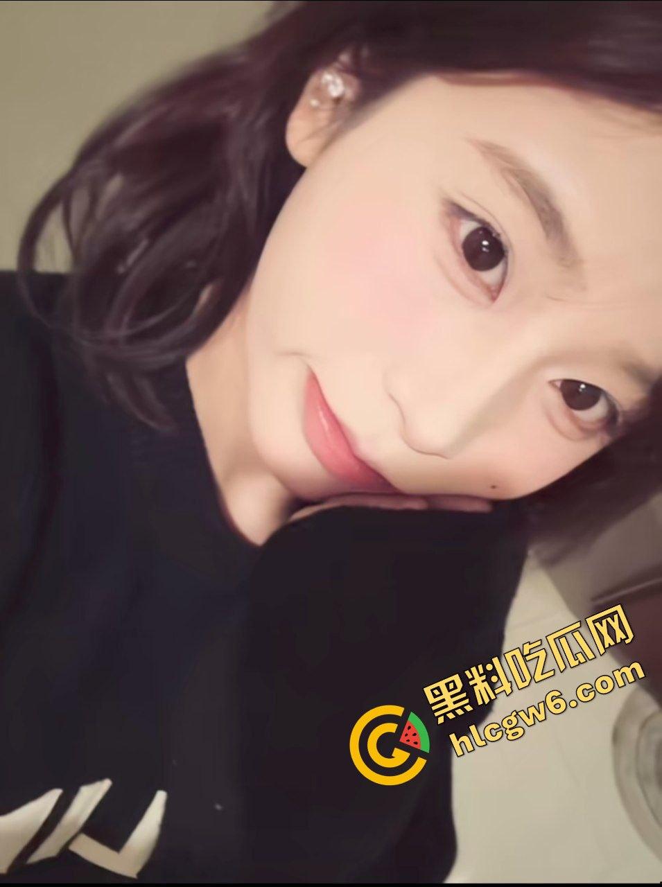 鄂州职业大学清纯嫩妹反差骚鸡『贾依虹』约炮校外大哥操逼 小紧逼SM爆干娇喘！原创独家流出！-1