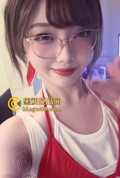 抖音极品萝莉网红【39】淫荡反差母狗私拍被曝,手臂位置的纹身算是实锤了!-7